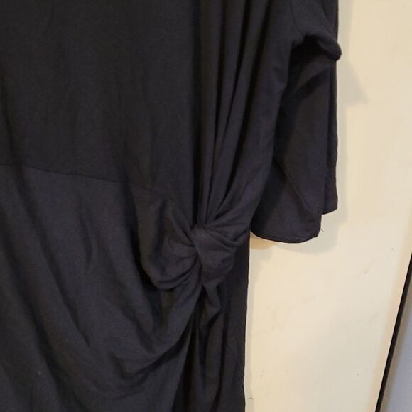 Torrid Size 4 Super soft knit excellent condition - Picture 2 of 5